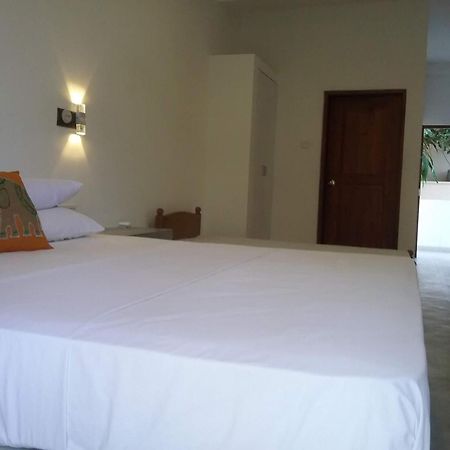 New Villa Unawatuna Esterno foto